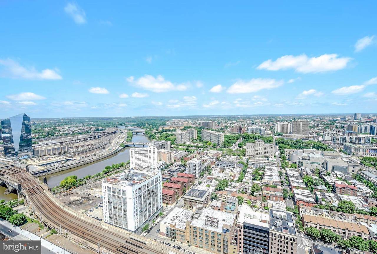 2101 Market Street - Photo 1