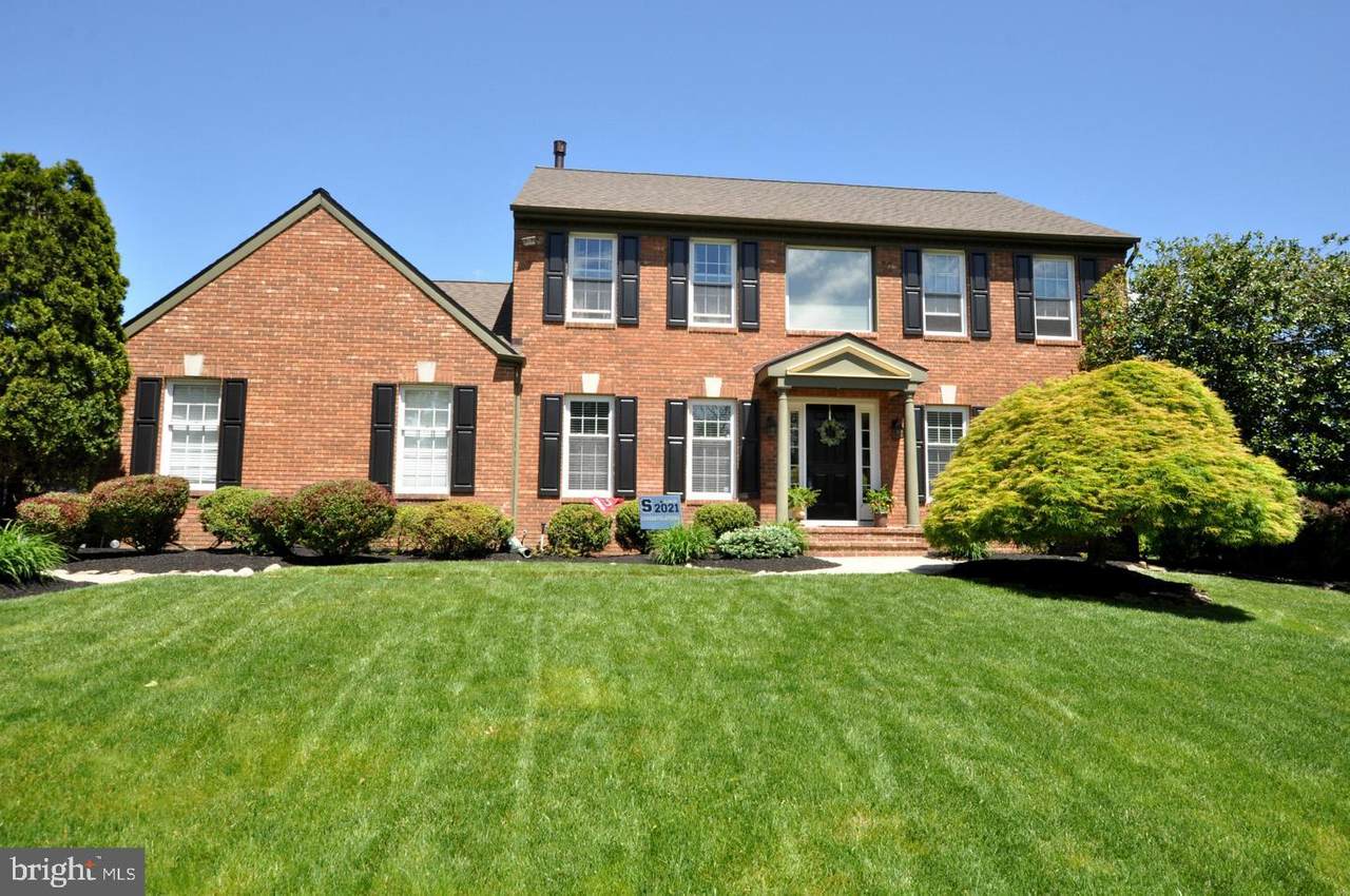 16 Garwood Court - Photo 1