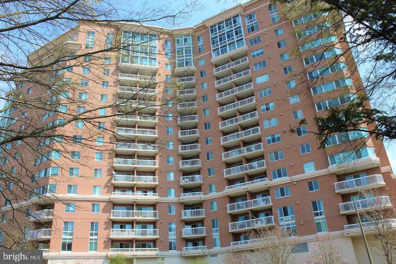 3101 Hampton Drive - Photo 1