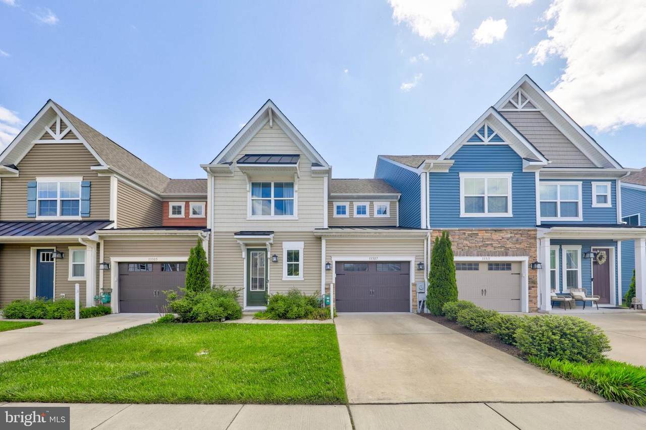 33307 Lone Cedar Landing - Photo 1