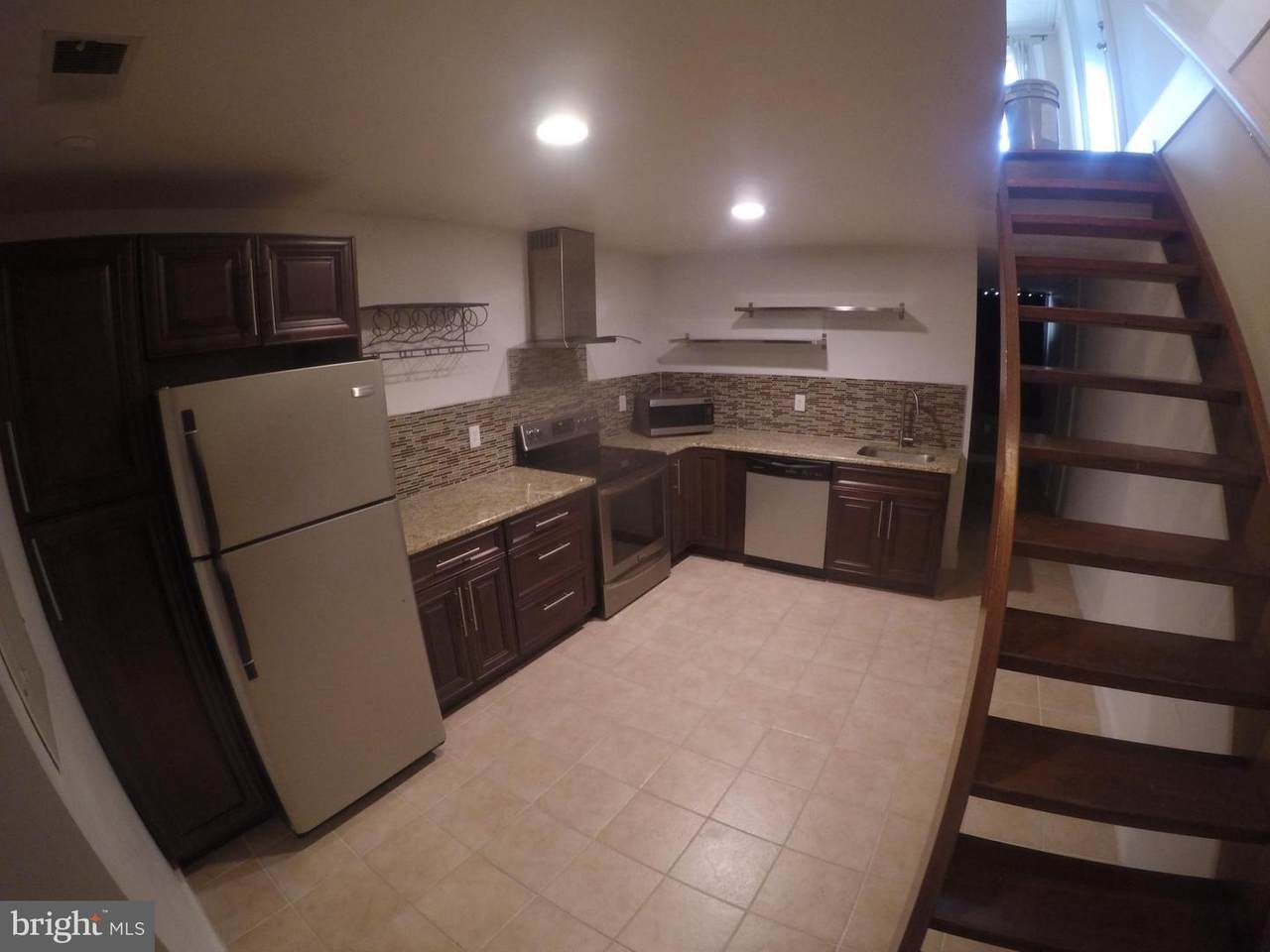 1910 Fairmount Avenue - Photo 1