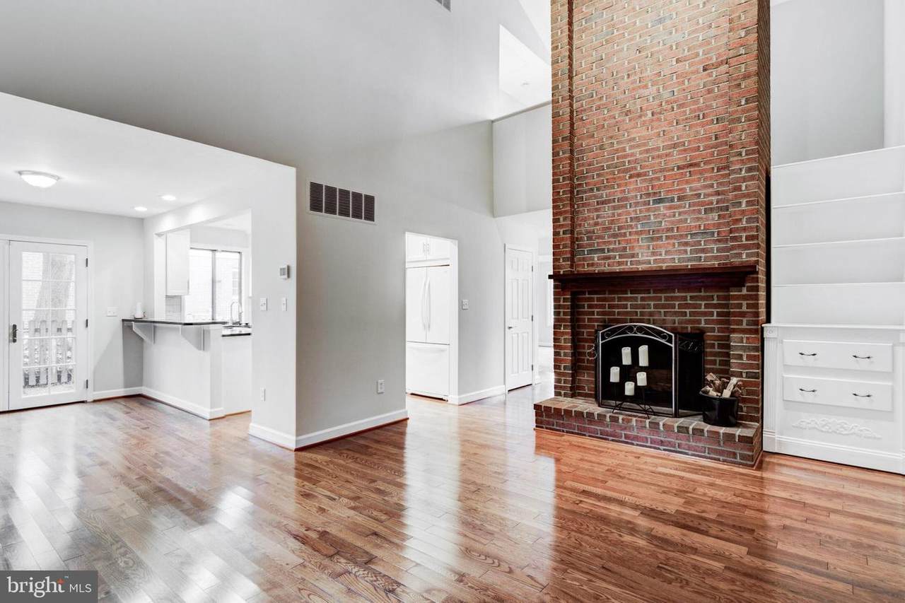 704 Ticonderoga Avenue - Photo 1