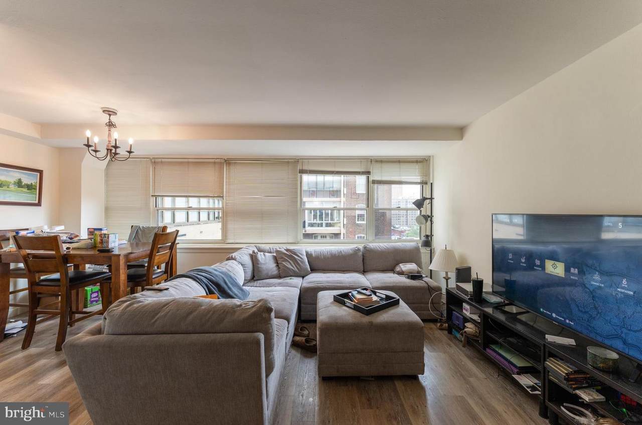 1806-18 Rittenhouse Square - Photo 1