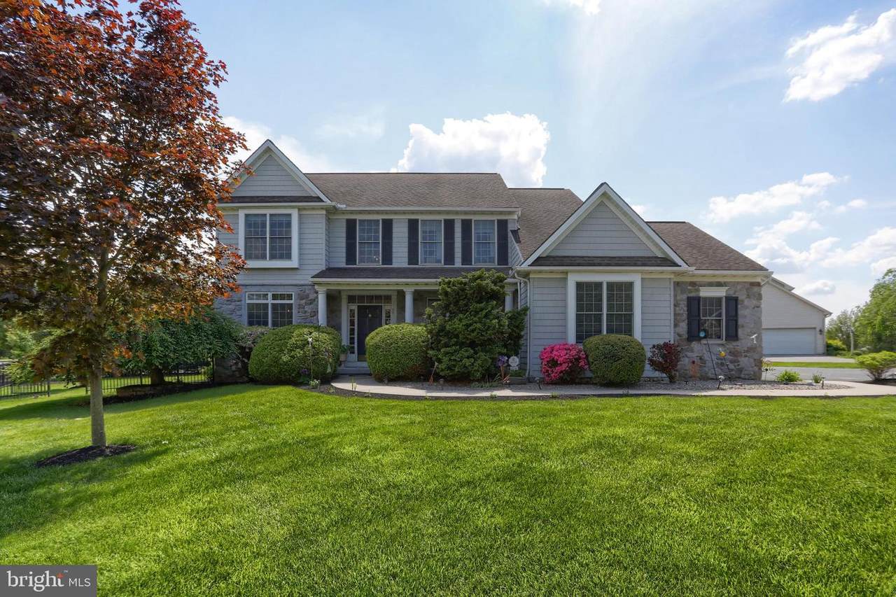 2234 Pullman Way - Photo 1
