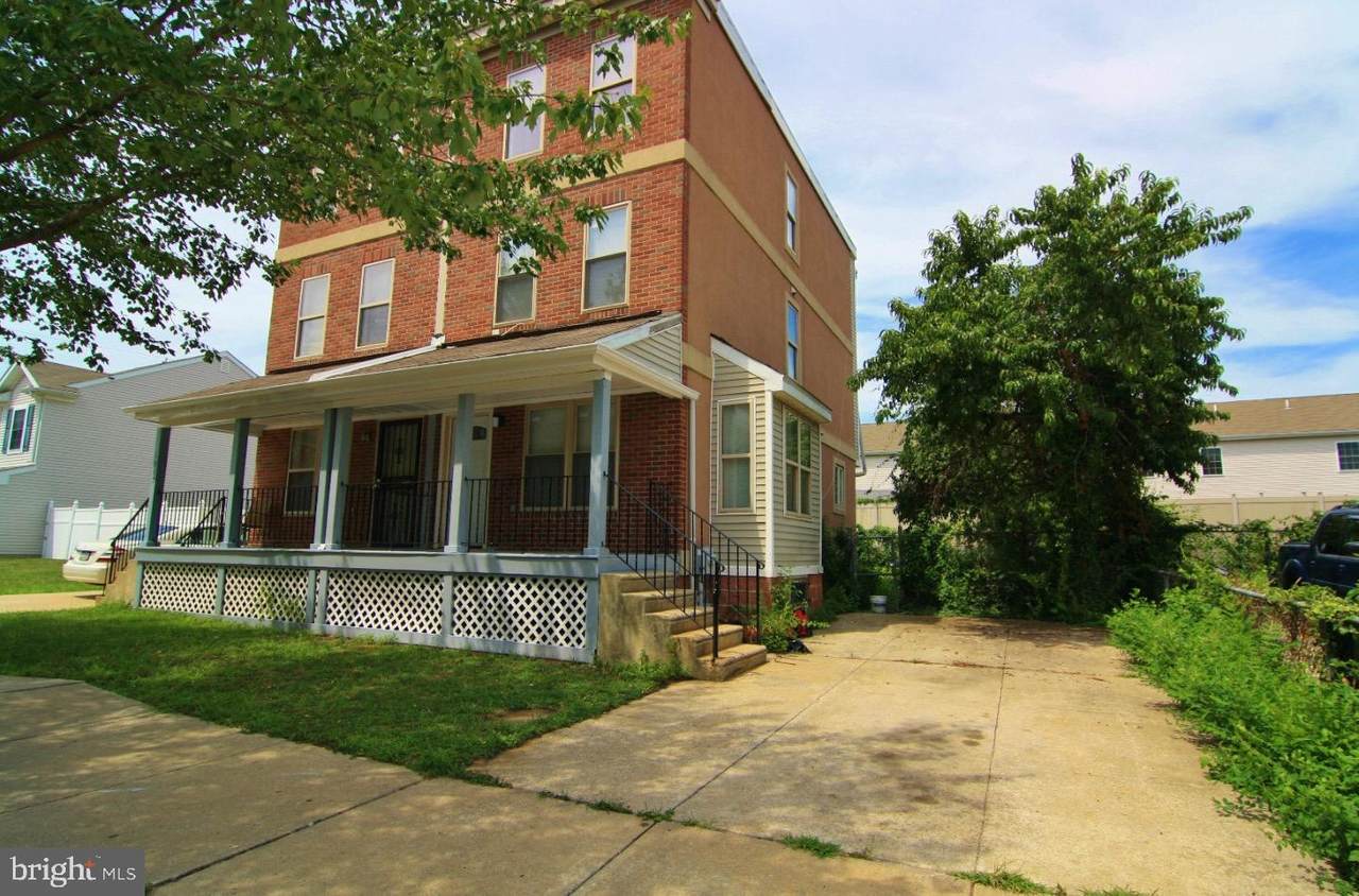 1917 Master Street - Photo 1