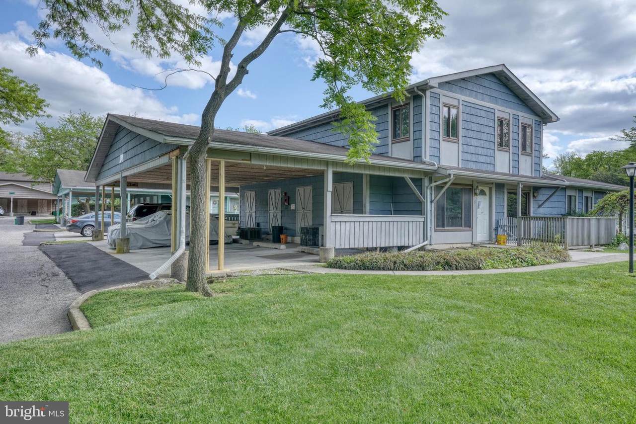 8 Maplewood Ct - Photo 1