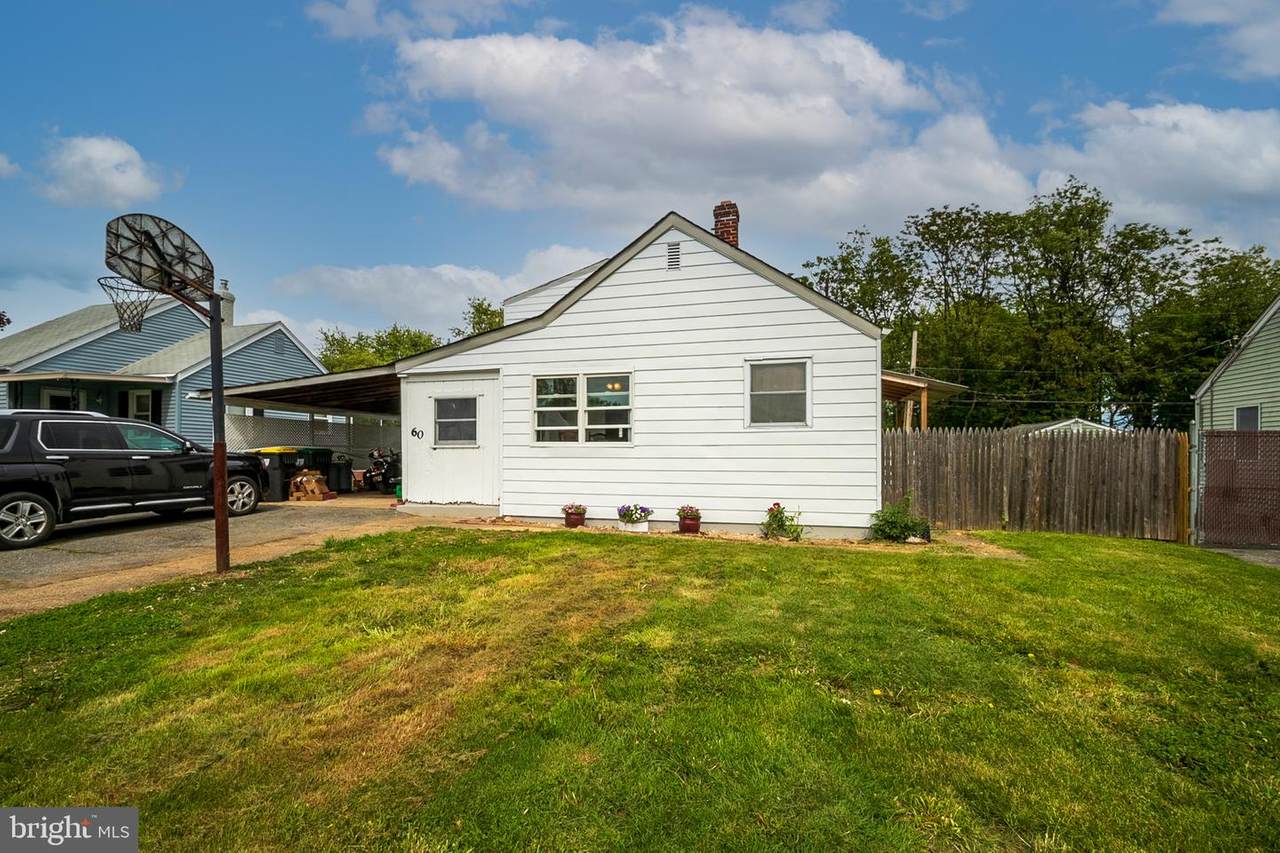 60 Yale Avenue - Photo 1