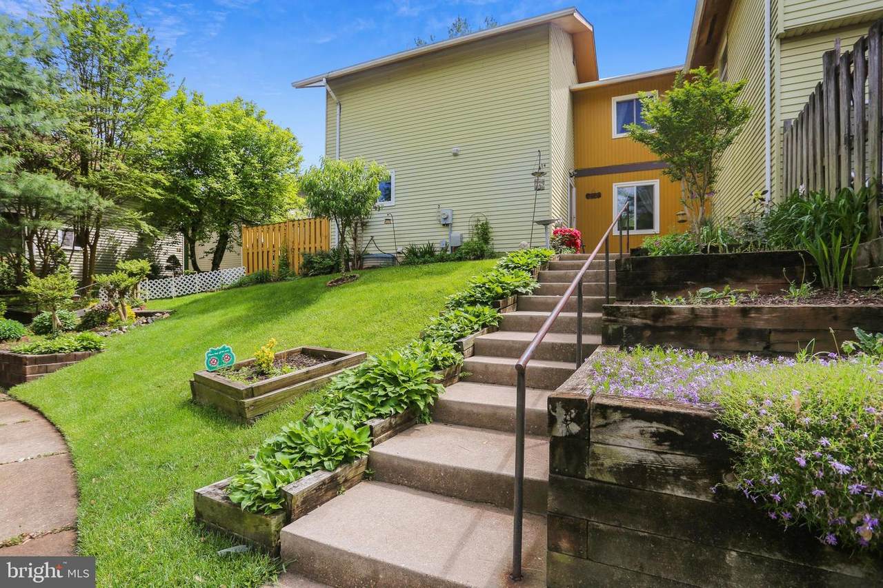 14 Brian Court - Photo 1