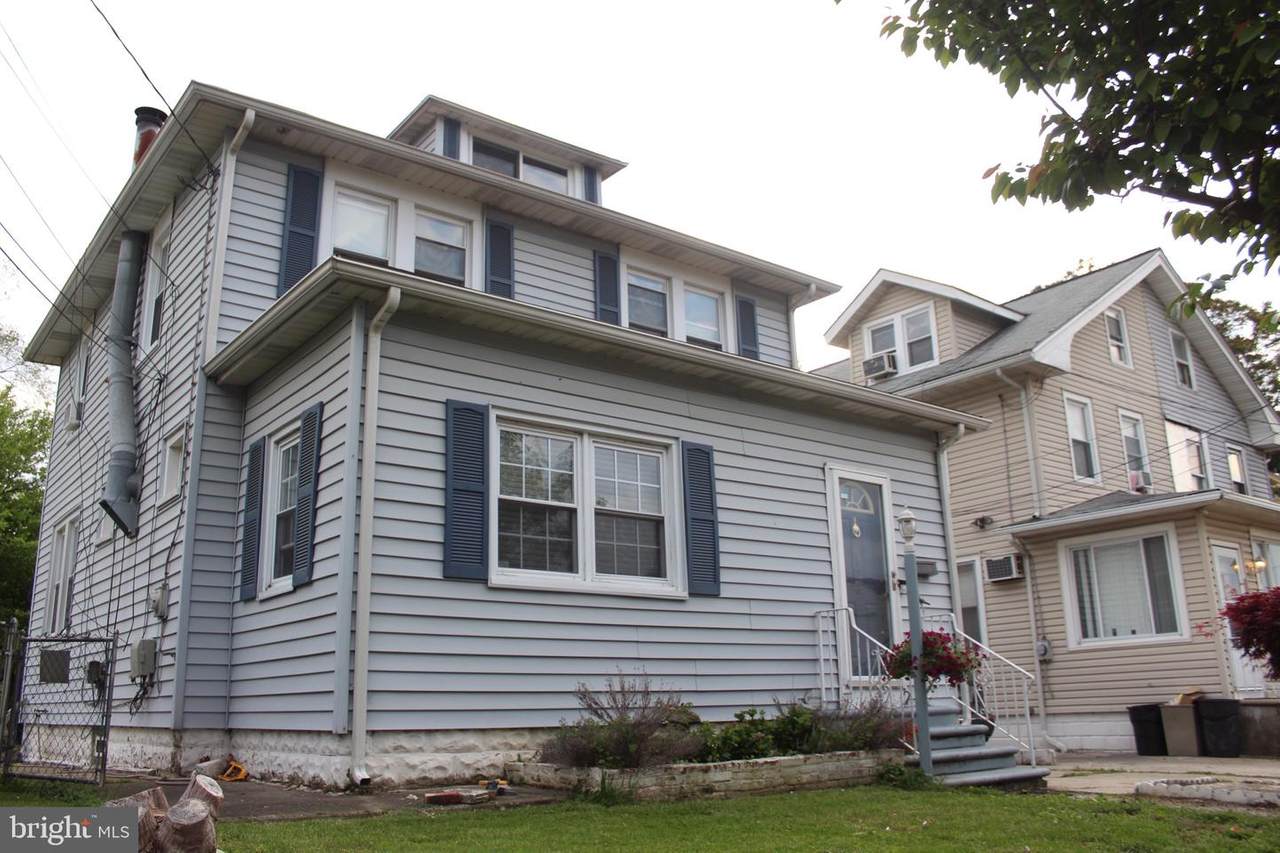 2123 46TH Street - Photo 1