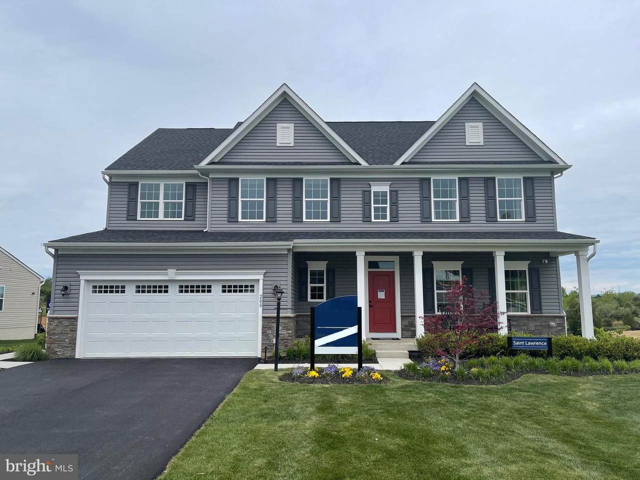 200 Decatur Circle - Photo 1