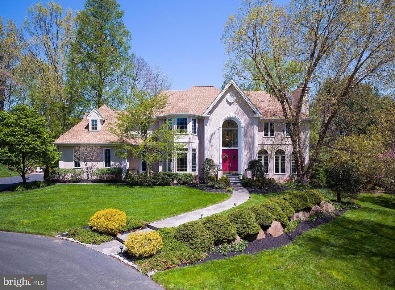 2 Aronwold Lane - Photo 1