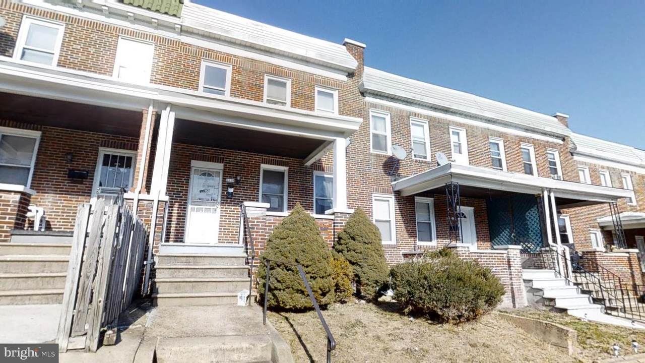 3016 Pelham Avenue - Photo 1