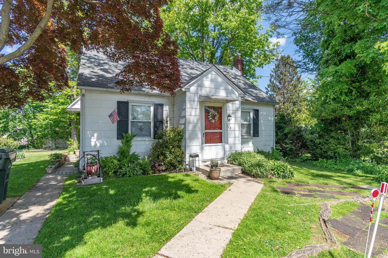 526 Central Avenue - Photo 1