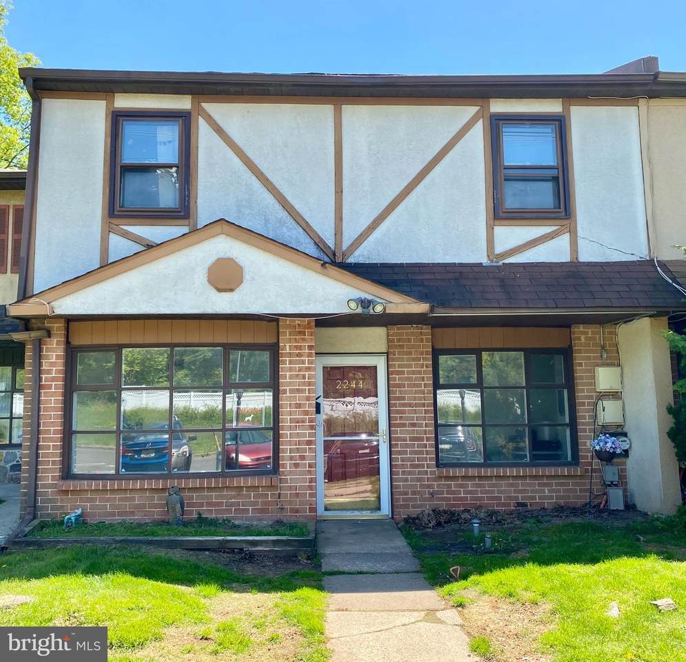 2244 Lisa Drive - Photo 1