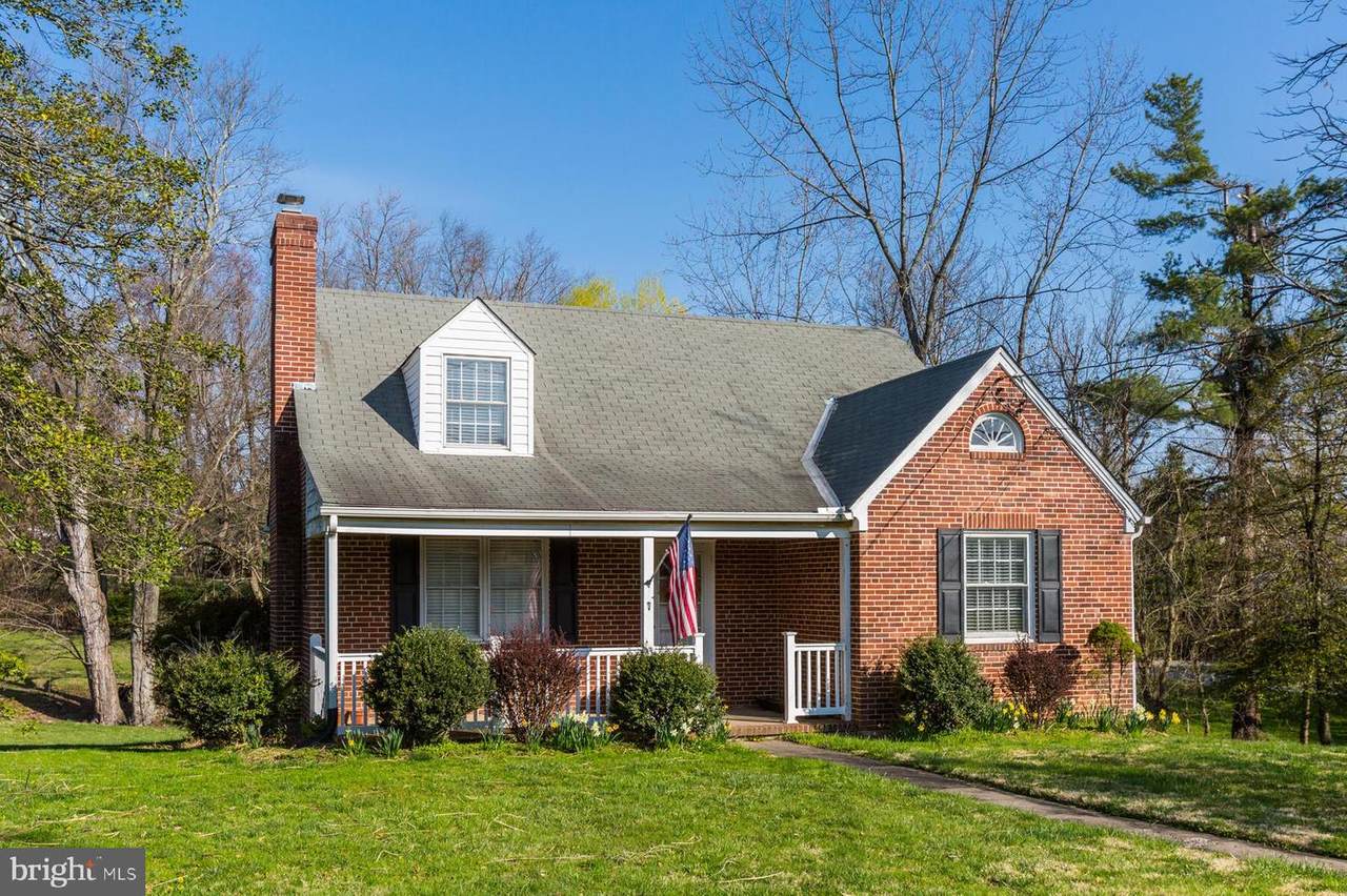 4 Gwynnbrook Avenue - Photo 1