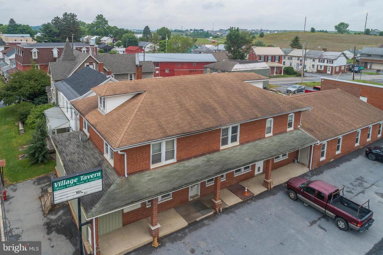 63 Centre Avenue - Photo 1