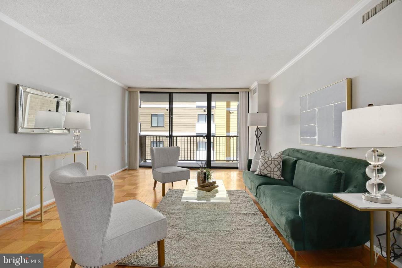 4 Monroe Street - Photo 1