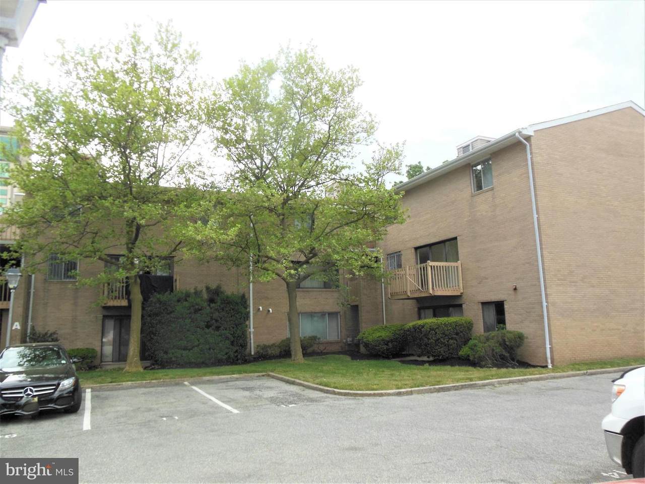 600 Pacific Avenue - Photo 1