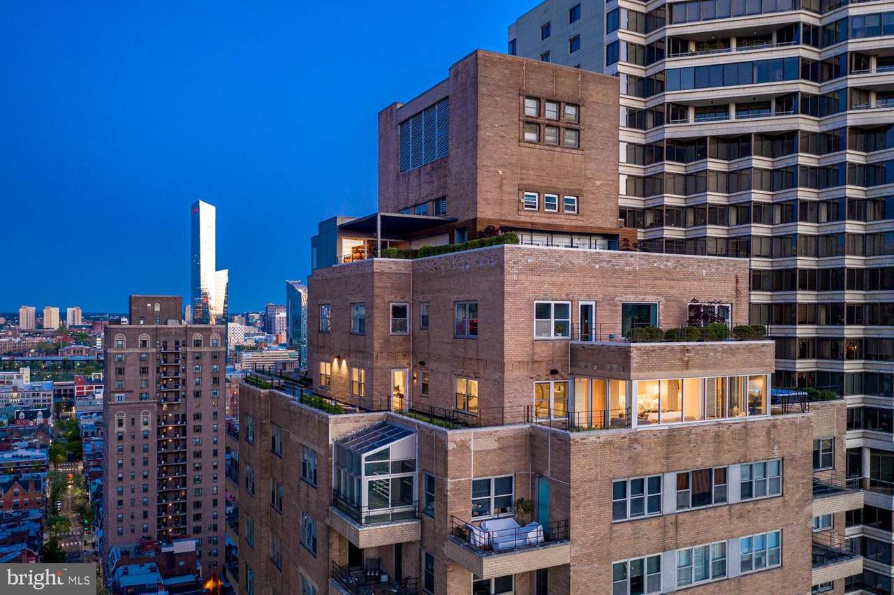 220 Rittenhouse Square - Photo 1