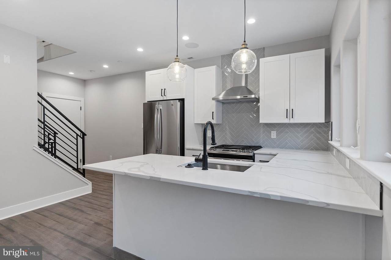 1224 26TH Street - Photo 1