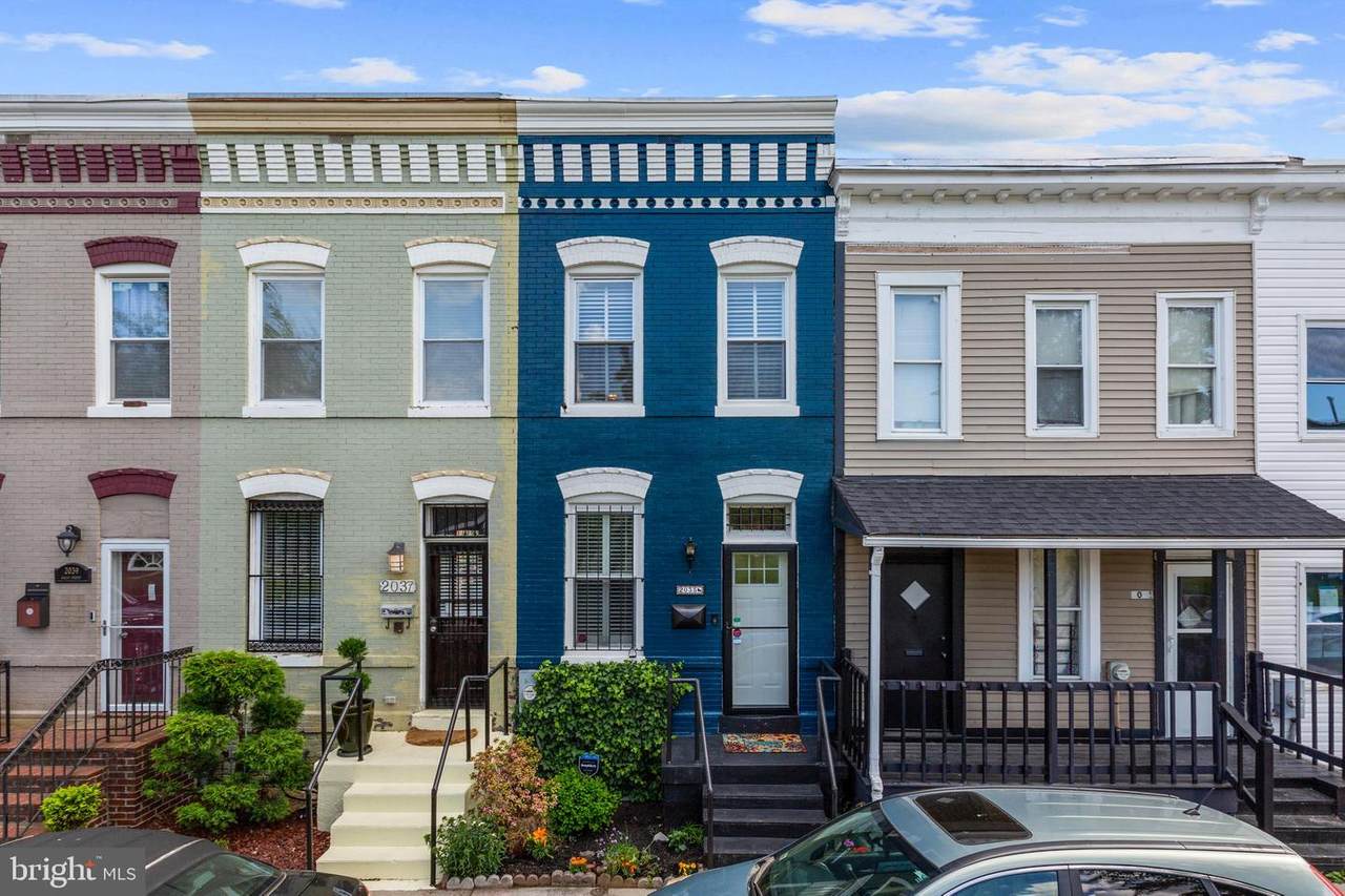 2035 Gales Street - Photo 1
