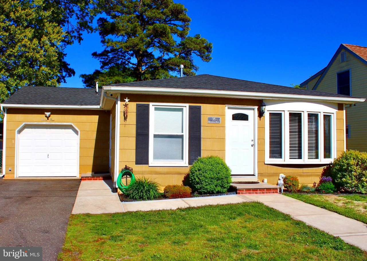 35 Brookfield Drive - Photo 1