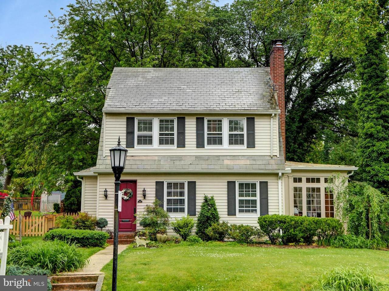 315 Taplow Road - Photo 1