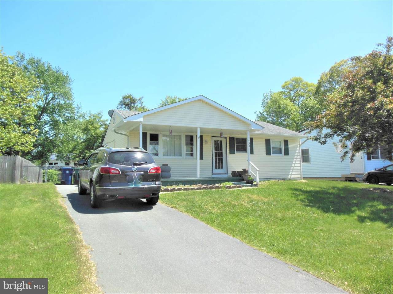 251 Twin Lakes Boulevard - Photo 1