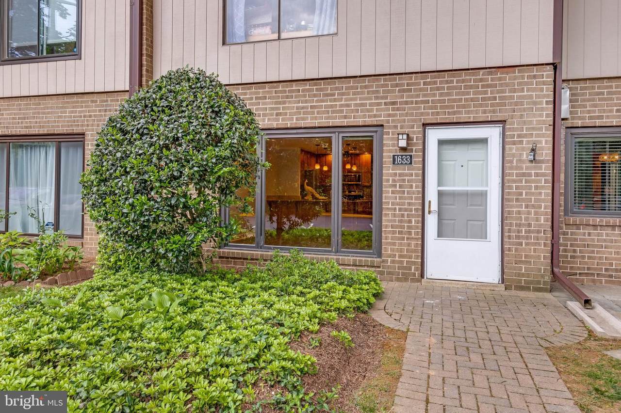 1633 Westwind Way - Photo 1