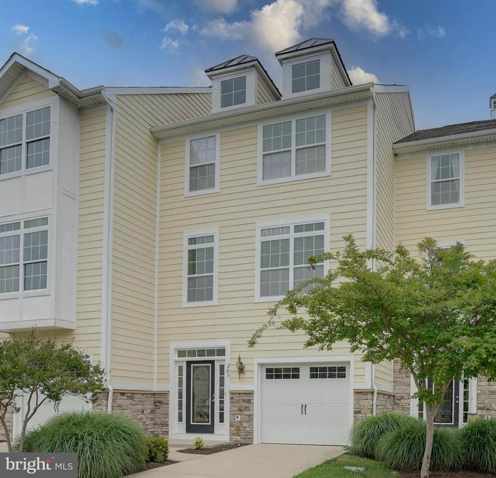 205 Monroe Point Dr. - Photo 1