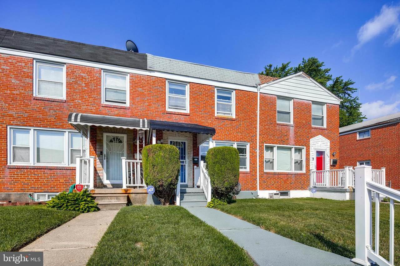 5444 Whitwood Road - Photo 1
