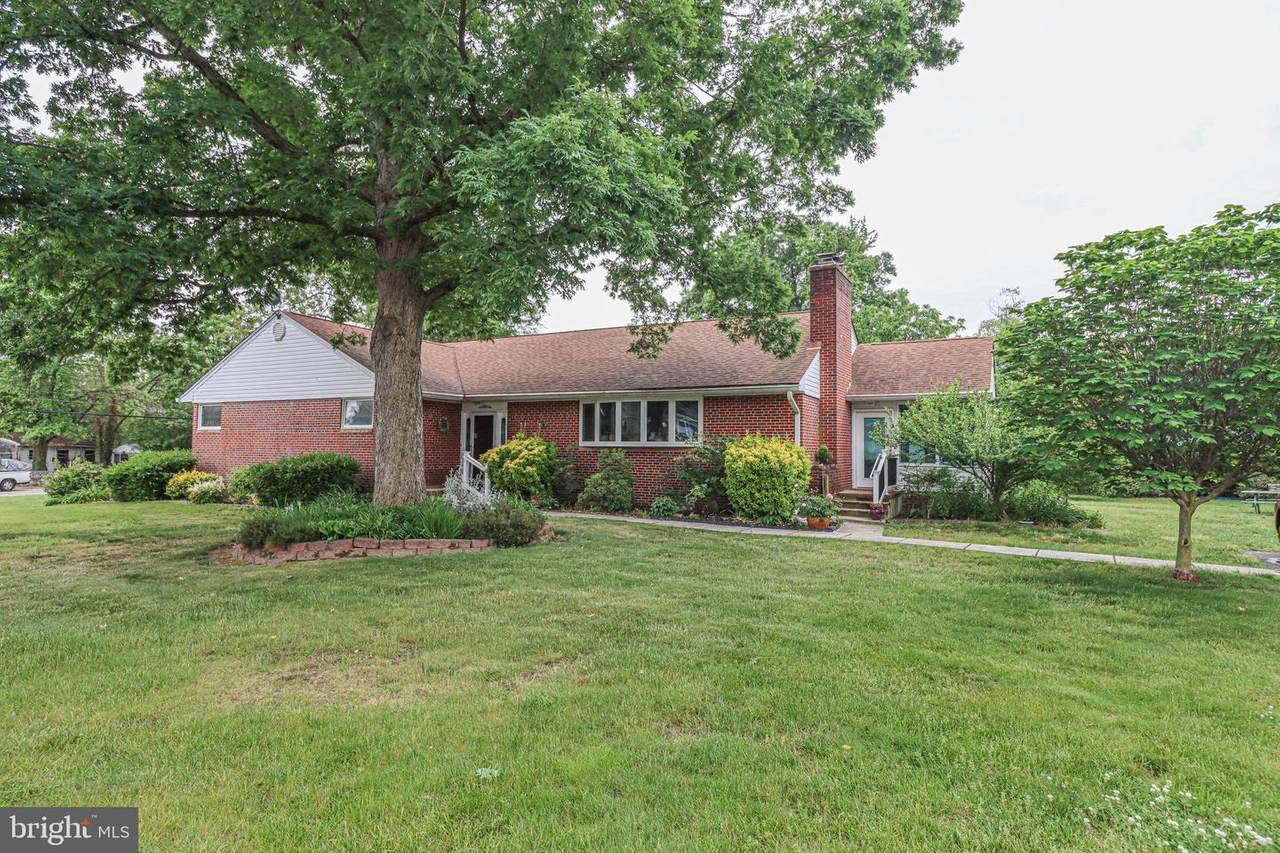 845 Shore Drive - Photo 1