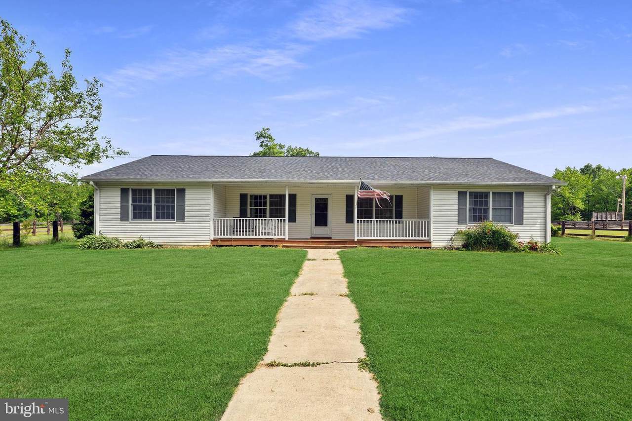 7020 Bumpy Oak Road - Photo 1