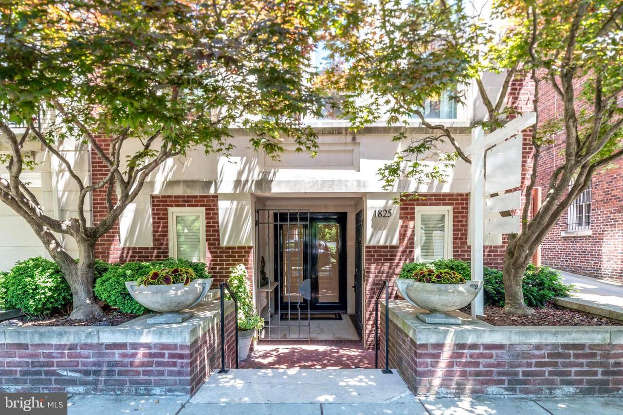 1825 23RD Street - Photo 1