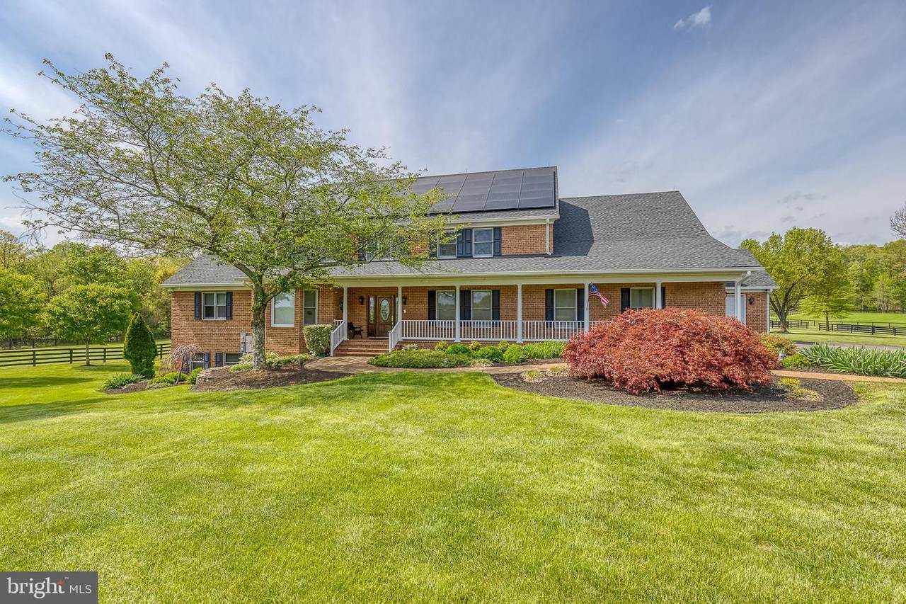 7900 Saddle Ridge Court - Photo 1