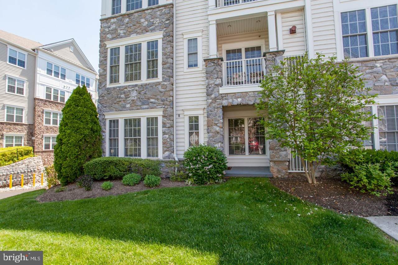 1108 Lilac Court - Photo 1