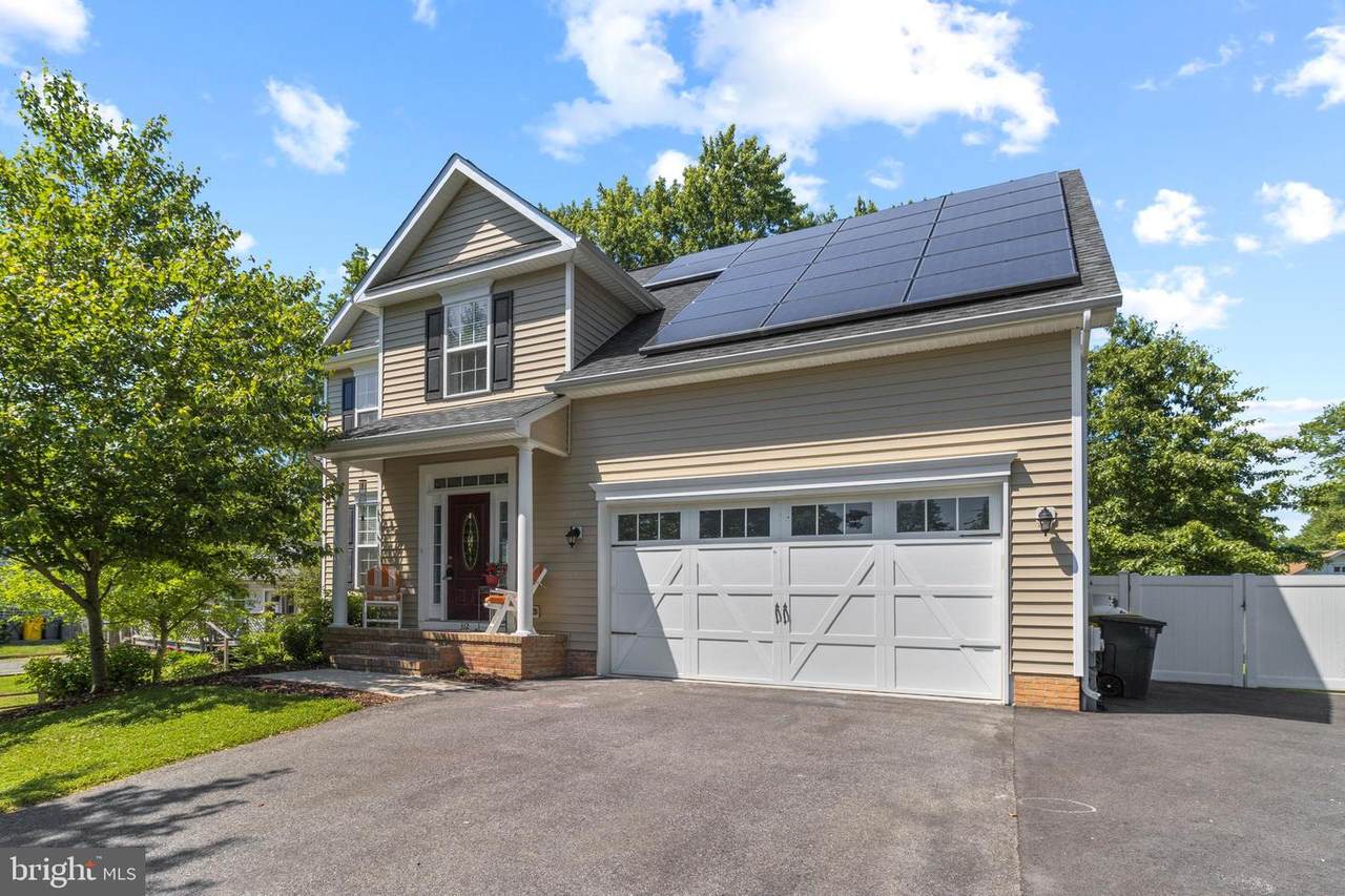 312 Poplar Avenue - Photo 1