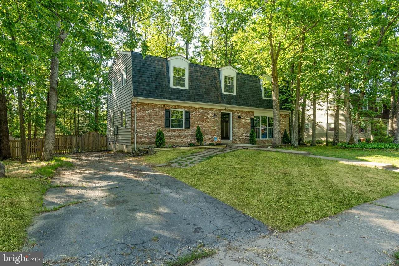 304 Missouri Avenue - Photo 1