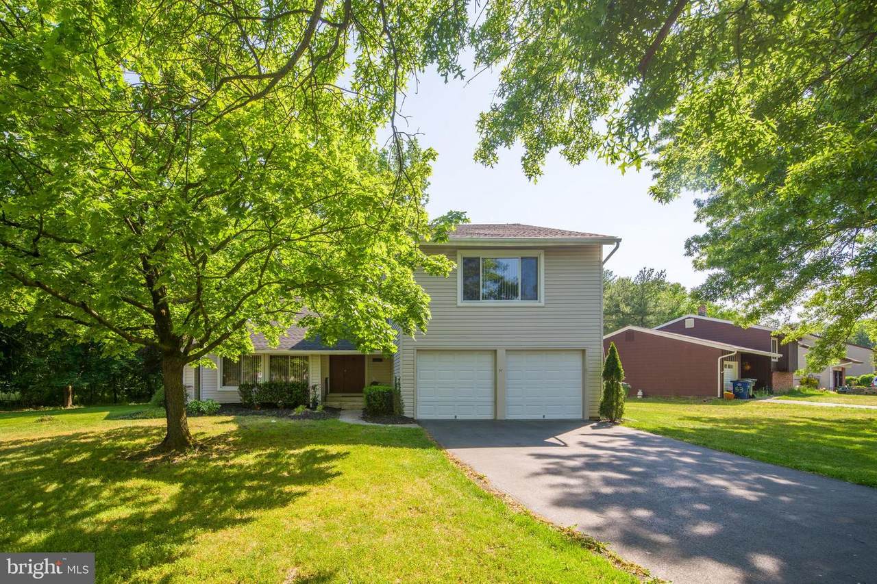 51 Carlton Avenue - Photo 1
