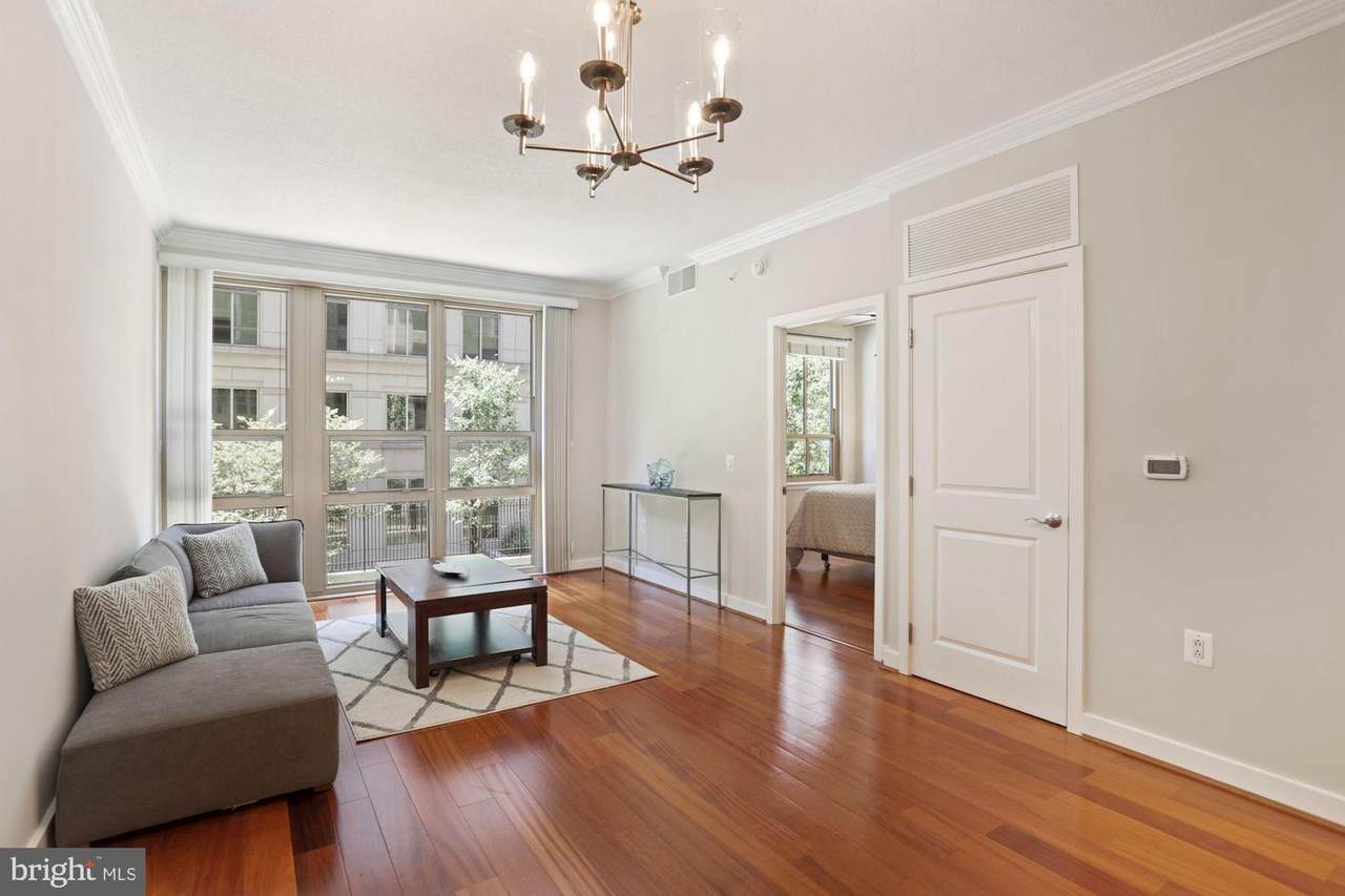 888 Quincy Street - Photo 1