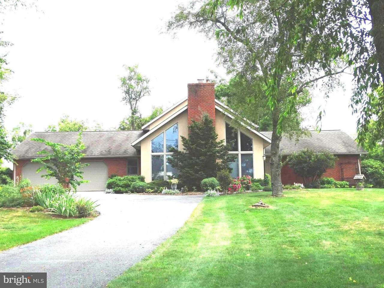 2324 Smoketown Road - Photo 1