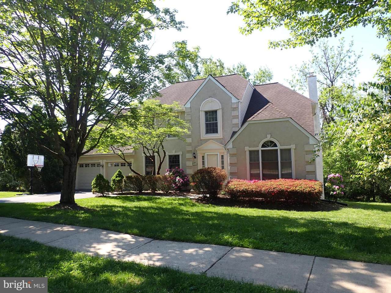 4061 Arbour Circle - Photo 1