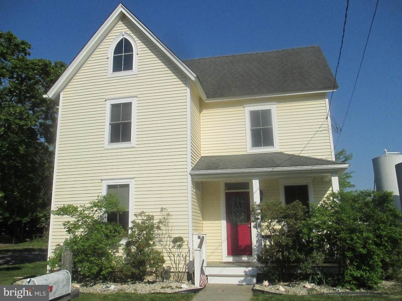11 Letts Avenue - Photo 1