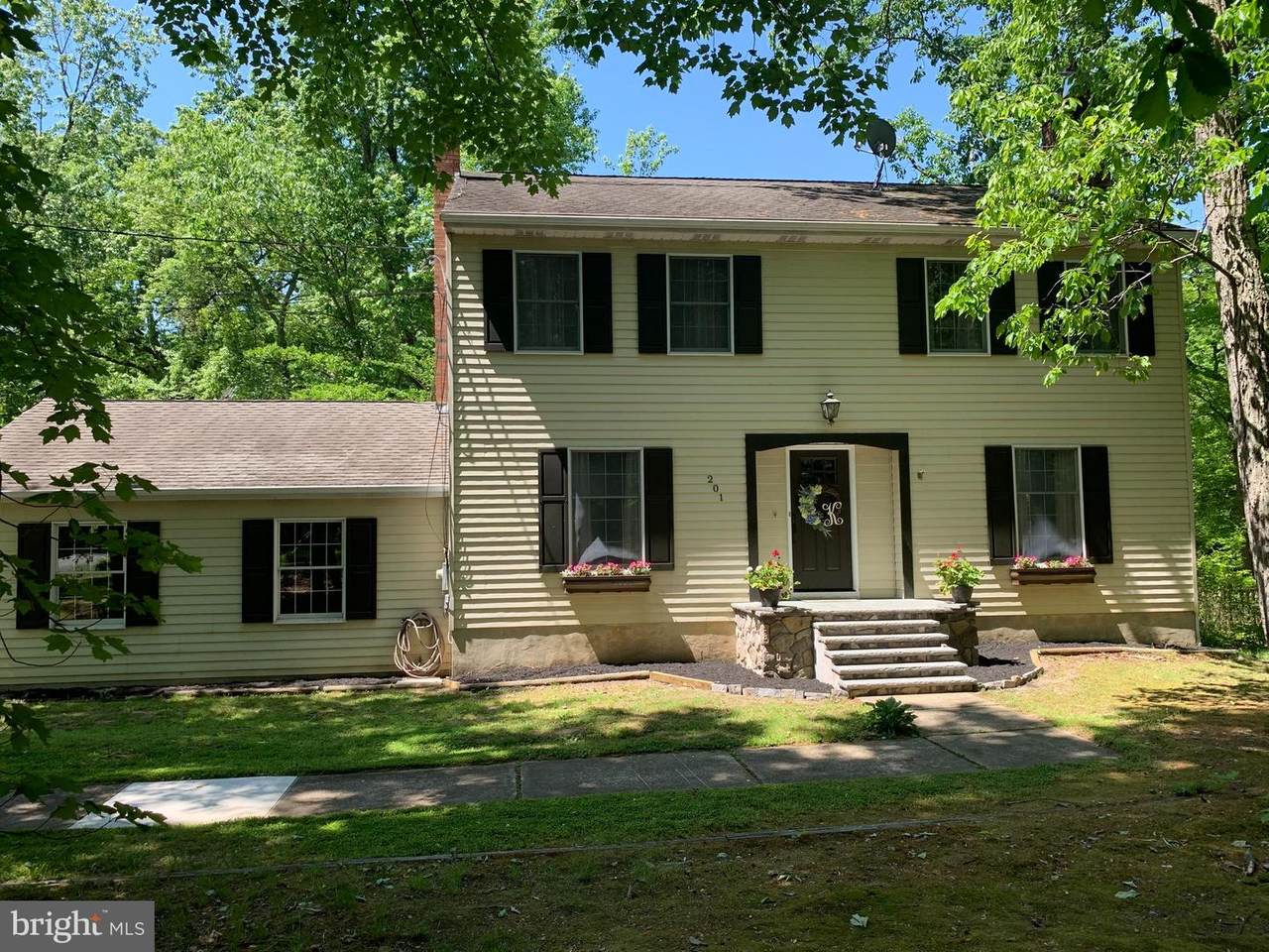 201 Cedar Road - Photo 1