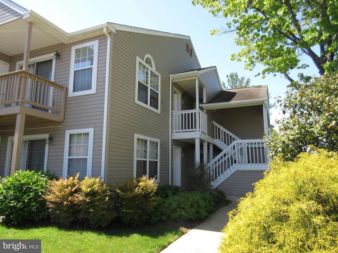 2406 Beacon Hill Drive - Photo 1