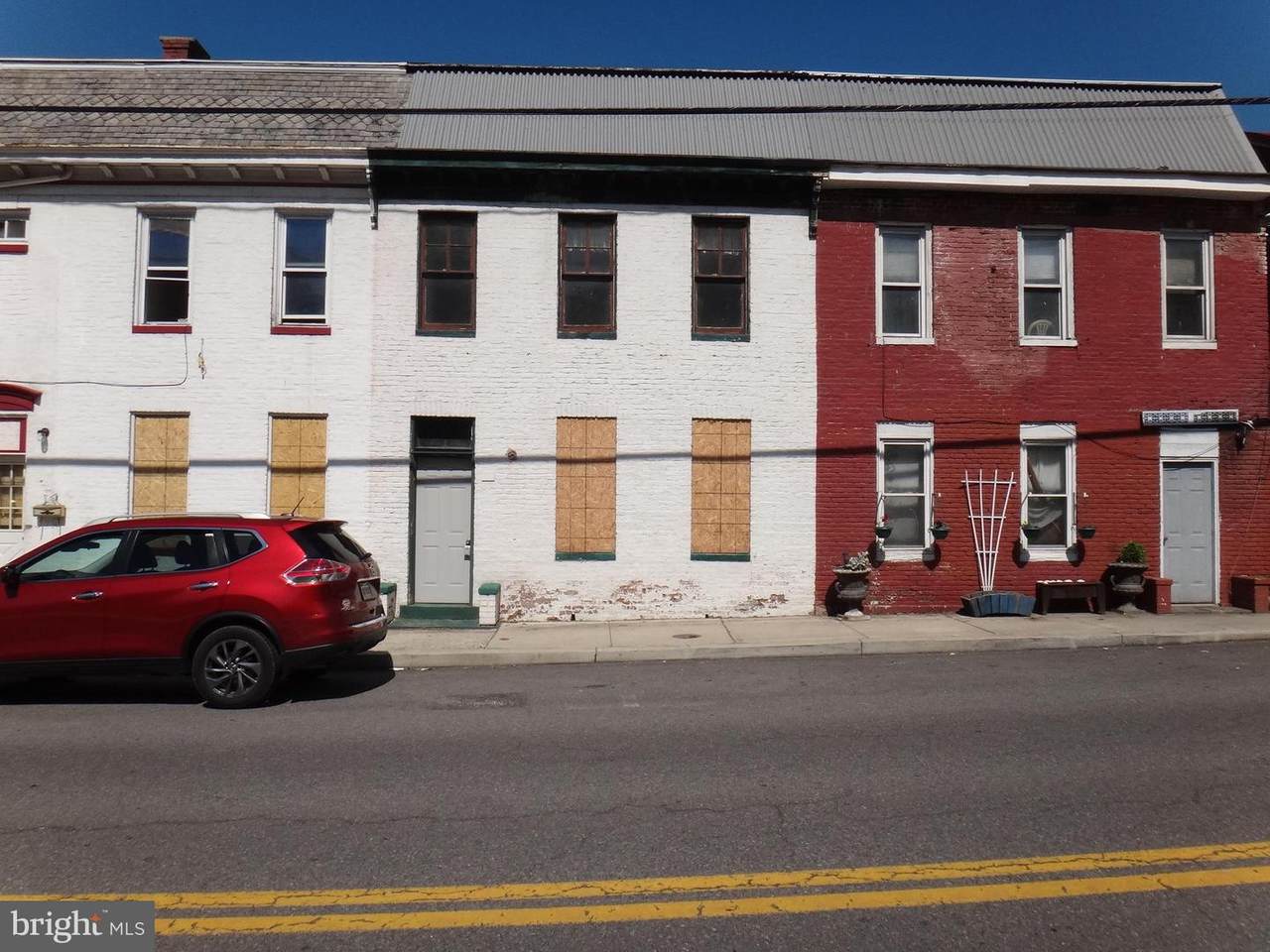 619 Maryland Avenue - Photo 1
