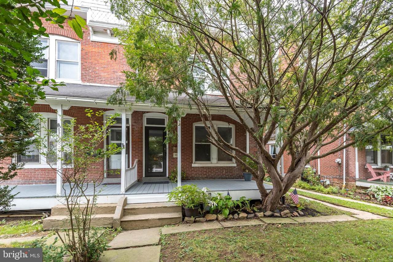 521 Montgomery Avenue - Photo 1