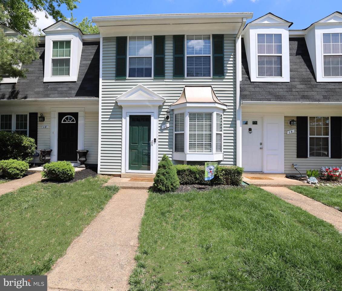 16 Huntley Court - Photo 1