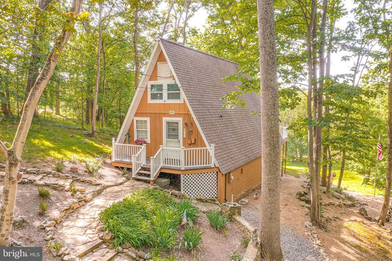 334 Stratford Lane - Photo 1