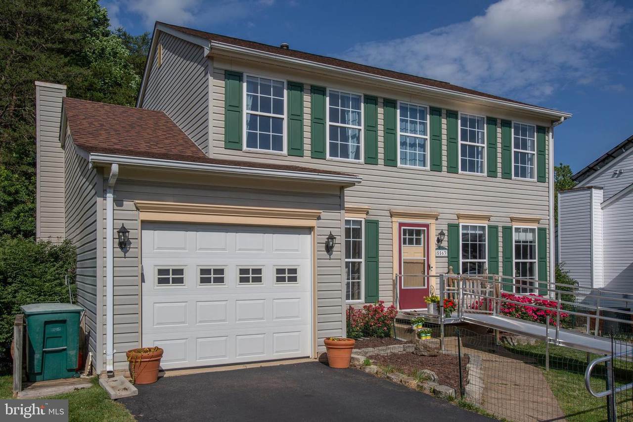 5563 Roundtree Drive - Photo 1